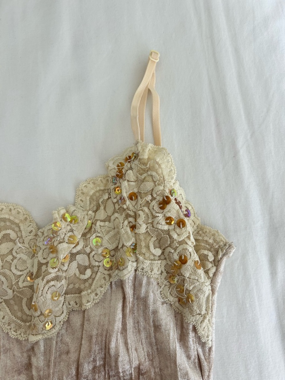 Vintage Rave Y2K Gold Beaded Lace felt sequin Cami Top - Picture 5 of 5